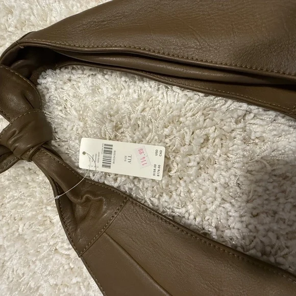 NWT Anthropologie Olive Green Leather BOHO style bag - Picture 3 of 4